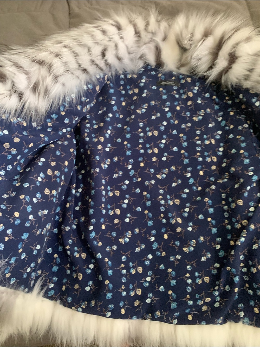 Luxury Marble Fox Fur Jacket - Women - Picture 4 of 9
